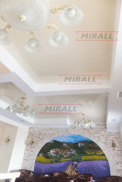 Фотографії натяжних стель